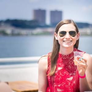 Meet your Posher, Hayley